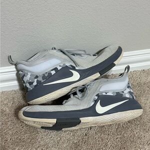 Nike Lebron Witness II